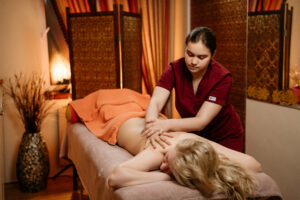 Загальний класичний масаж