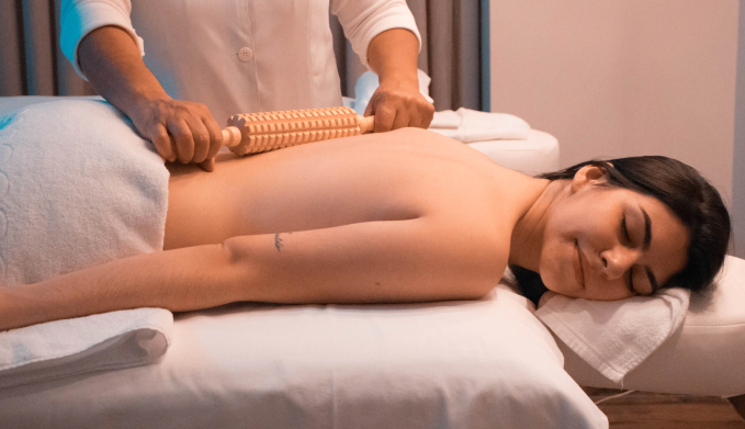 Масаж лиця – вигідна інвестиція в здорову шкіру