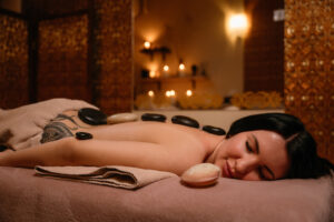 Стоун масаж